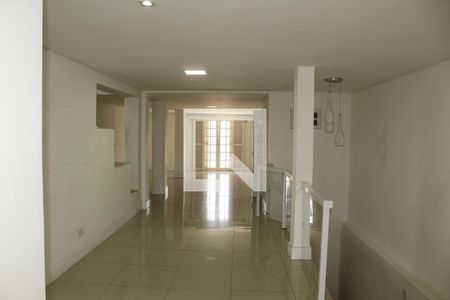 Sala de casa à venda com 3 quartos, 350m² em Vila Anglo Brasileira, São Paulo