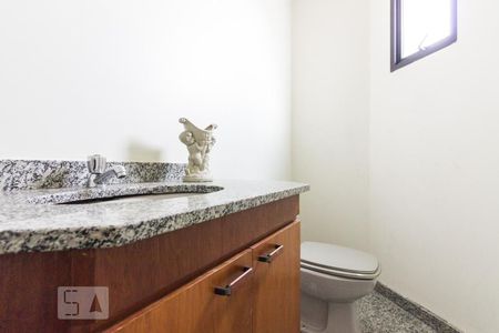 Lavabo de apartamento para alugar com 3 quartos, 137m² em Santana, São Paulo