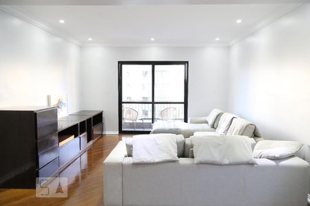 Sala de apartamento à venda com 3 quartos, 130m² em Santa Teresinha, São Paulo