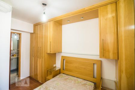 Suite de apartamento à venda com 3 quartos, 75m² em Jardim Anália Franco, São Paulo