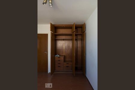 Suíte (Armários) de apartamento à venda com 1 quarto, 40m² em Vila Mariana, São Paulo