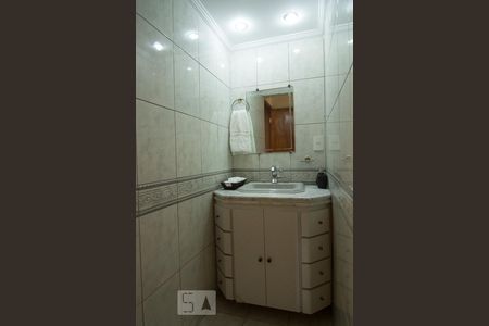 Lavabo de apartamento para alugar com 3 quartos, 90m² em Santo Antônio, Belo Horizonte