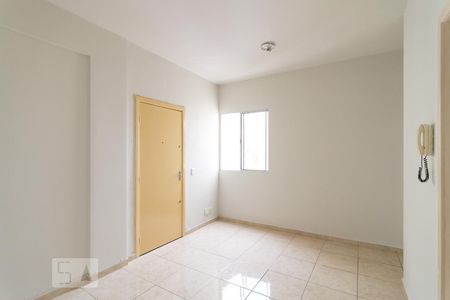 Sala de apartamento para alugar com 2 quartos, 51m² em Castelo, Belo Horizonte