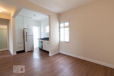 Sala de apartamento para alugar com 3 quartos, 80m² em Aclimação, São Paulo