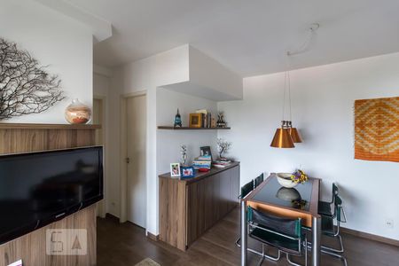 Sala de apartamento para alugar com 2 quartos, 49m² em Vila Pompéia, São Paulo