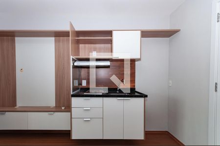 Cozinha de kitnet/studio para alugar com 1 quarto, 33m² em Barra Funda, São Paulo