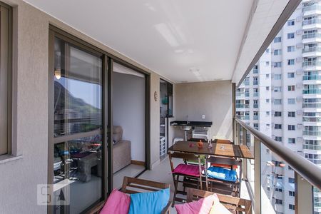 Varanda de apartamento para alugar com 3 quartos, 65m² em Recreio dos Bandeirantes, Rio de Janeiro