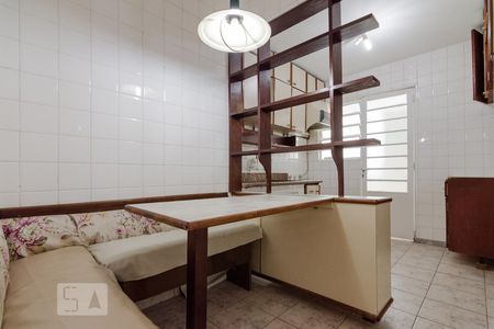 Cozinha de apartamento para alugar com 2 quartos, 74m² em Barra Funda, São Paulo