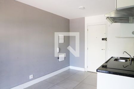 Cozinha de kitnet/studio para alugar com 1 quarto, 26m² em Campos Elíseos, São Paulo