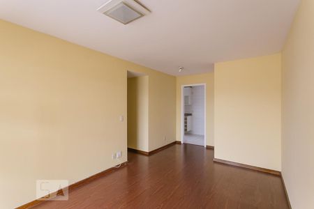 Apartamento à venda com 80m², 3 quartos e 2 vagasSala