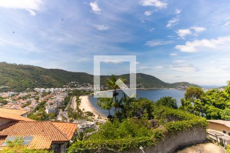 Vista da Sala de casa de condomínio à venda com 5 quartos, 480m² em São Francisco, Niterói