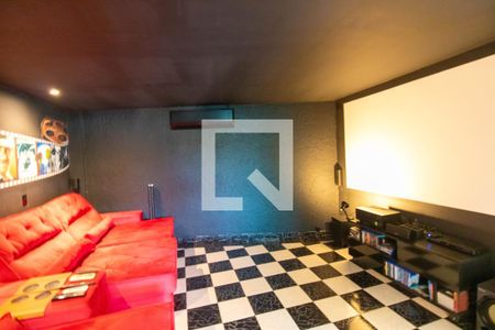 Sala de Cinema de casa de condomínio à venda com 5 quartos, 480m² em São Francisco, Niterói