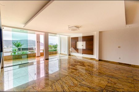 Sala de casa para alugar com 5 quartos, 480m² em São Francisco, Niterói