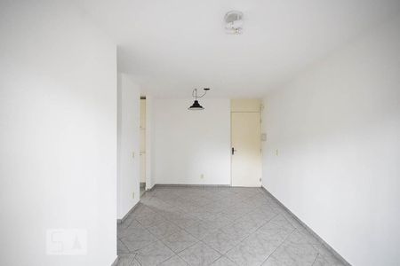 Sala de apartamento para alugar com 2 quartos, 57m² em Vila Suzana, São Paulo