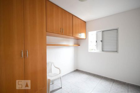 Quarto 1 de apartamento para alugar com 2 quartos, 57m² em Vila Suzana, São Paulo