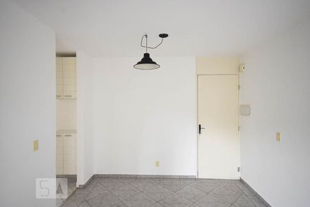 Sala de jantar de apartamento para alugar com 2 quartos, 57m² em Vila Suzana, São Paulo