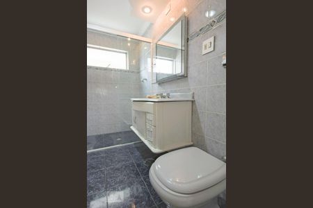 Banheiro  de apartamento para alugar com 3 quartos, 143m² em Vila Mariana, São Paulo