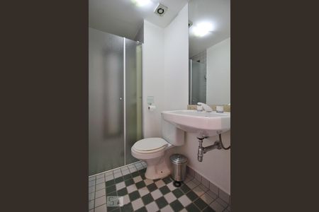 Banheiro de apartamento para alugar com 3 quartos, 95m² em Jardim Ampliação, São Paulo