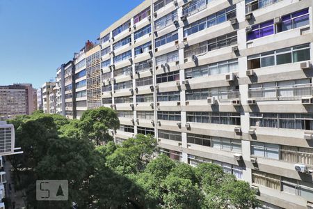 Vista Sala. de apartamento à venda com 2 quartos, 69m² em Copacabana, Rio de Janeiro