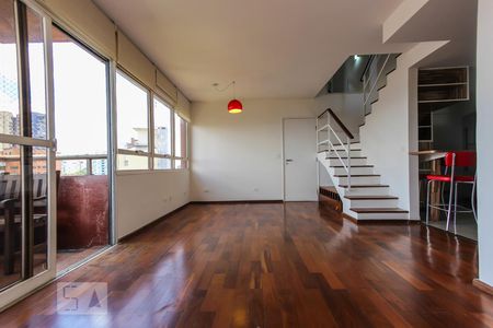 sala de apartamento para alugar com 2 quartos, 95m² em Jardim Londrina, São Paulo