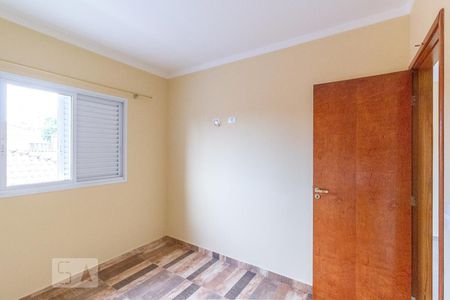 Quarto  de casa de condomínio para alugar com 1 quarto, 30m² em Vila Romero, São Paulo