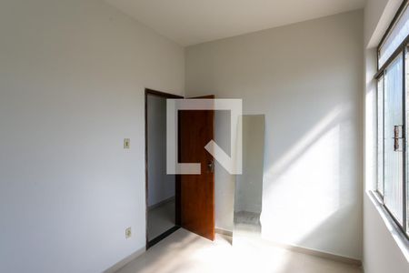 Quarto 2 de apartamento para alugar com 3 quartos, 80m² em Cachoeirinha, Belo Horizonte