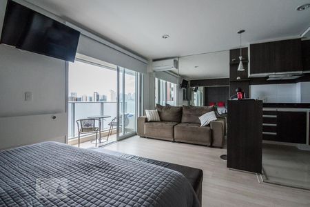 Sala de kitnet/studio para alugar com 1 quarto, 33m² em Santo Amaro, São Paulo