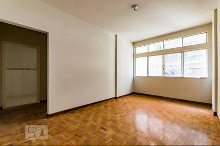 Sala de apartamento para alugar com 1 quarto, 50m² em Centro, Campinas