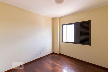 Quarto 1  de apartamento para alugar com 3 quartos, 120m² em Vila Carrão, São Paulo