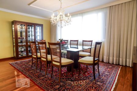 Sala 1 de casa para alugar com 5 quartos, 416m² em Rio Branco, Porto Alegre