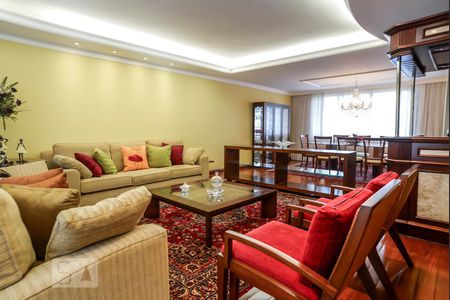 Sala 1 de casa para alugar com 5 quartos, 416m² em Rio Branco, Porto Alegre