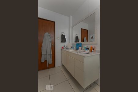 Banheiro de apartamento para alugar com 3 quartos, 108m² em Andaraí, Rio de Janeiro