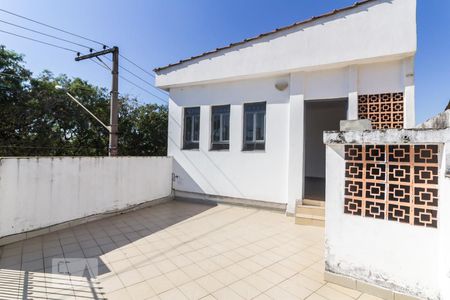 Área externa de casa para alugar com 3 quartos, 110m² em Jardim Aliança, Guarulhos