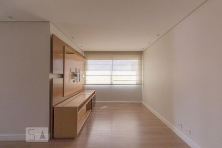 Sala de apartamento para alugar com 2 quartos, 66m² em Mirandópolis, São Paulo