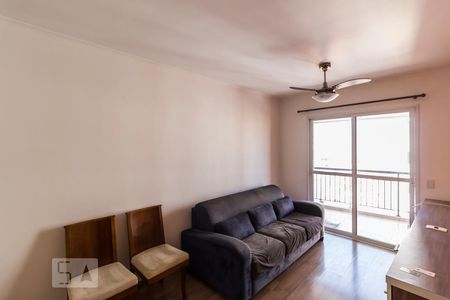 Sala de apartamento para alugar com 3 quartos, 93m² em Vila Ipojuca, São Paulo