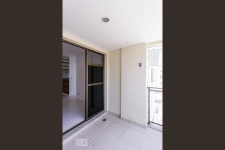 Varanda de apartamento à venda com 2 quartos, 62m² em Recreio dos Bandeirantes, Rio de Janeiro