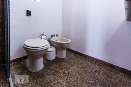 Banheiro de apartamento para alugar com 1 quarto, 52m² em Jardim Paulista, São Paulo