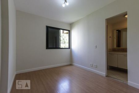 suíte 1 de apartamento para alugar com 3 quartos, 165m² em Vila Suzana, São Paulo