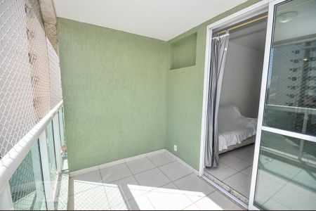 Varanda de apartamento à venda com 2 quartos, 70m² em Camorim, Rio de Janeiro