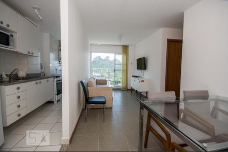 Sala de apartamento para alugar com 3 quartos, 115m² em Jacarepaguá, Rio de Janeiro