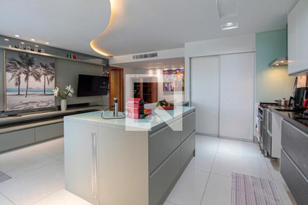 Cozinha integrada de apartamento à venda com 2 quartos, 105m² em Barra da Tijuca, Rio de Janeiro