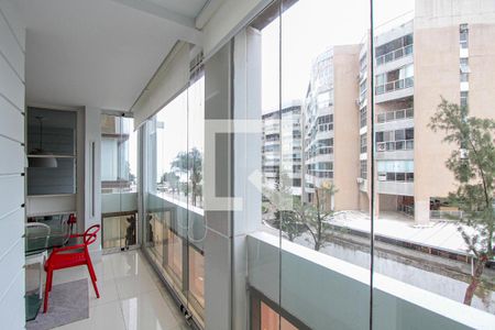 Sala de apartamento à venda com 2 quartos, 105m² em Barra da Tijuca, Rio de Janeiro