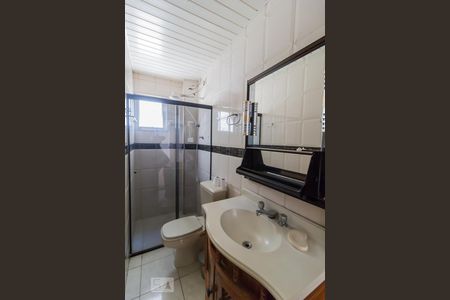 Banheiro de apartamento para alugar com 2 quartos, 62m² em Parque Santo Antônio, Guarulhos