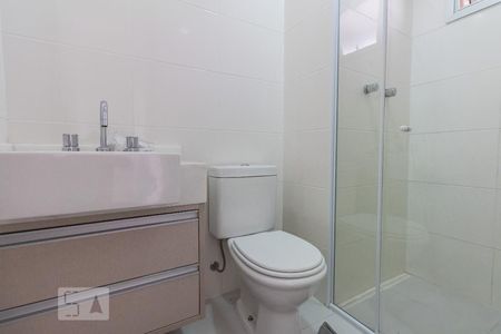 Banheiro de kitnet/studio para alugar com 1 quarto, 38m² em Campo Belo, São Paulo