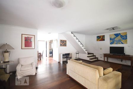 Sala de casa à venda com 6 quartos, 260m² em Vila Morse, São Paulo