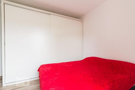 Suite 2 de casa de condomínio à venda com 2 quartos, 60m² em Vila Vitório Mazzei, São Paulo