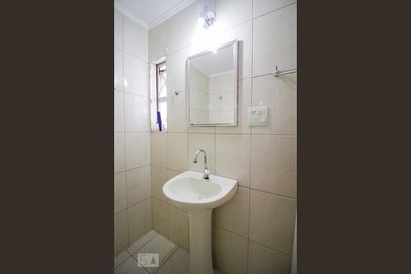 Banheiro de apartamento para alugar com 3 quartos, 82m² em Vila Pompéia, São Paulo