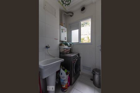 Apartamento para alugar com 77m², 3 quartos e 1 vaga Apartamento para alugar com 77m², 3 quartos e 1 vagaArea de servico