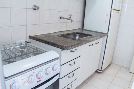 Cozinha de apartamento à venda com 2 quartos, 50m² em Bosque da Saúde, São Paulo