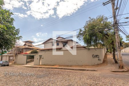 Casa à venda com 5 quartos, 430m² em São Luiz, Belo Horizonte